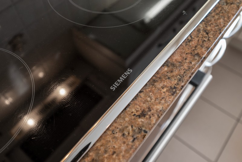3327945